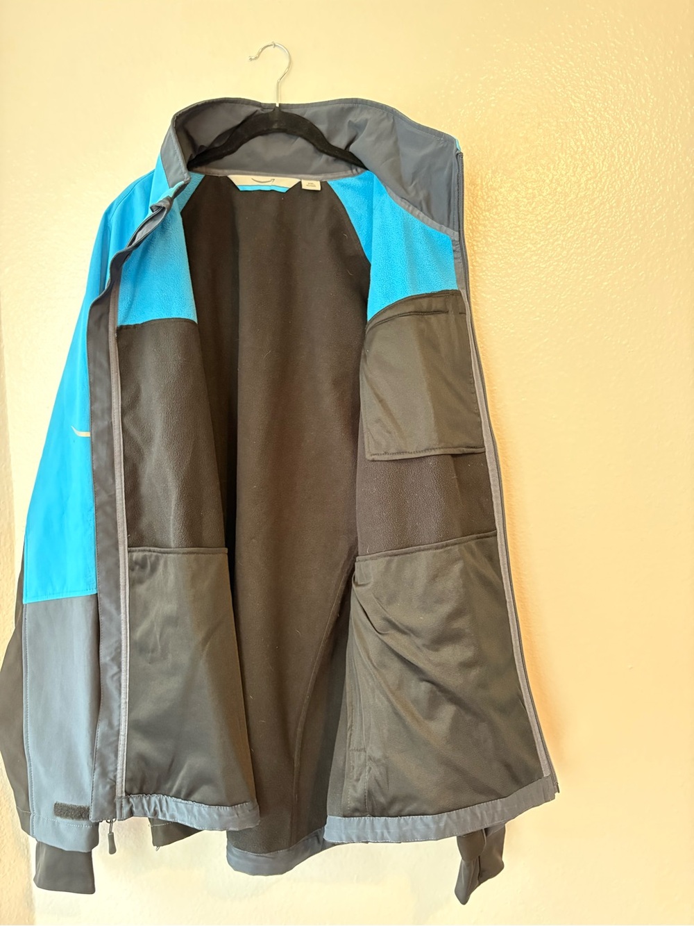 Official Amazon Driver Luly Yang Insulated Reflective Hooded Jacket Men’s XXL - Picture 10 of 15